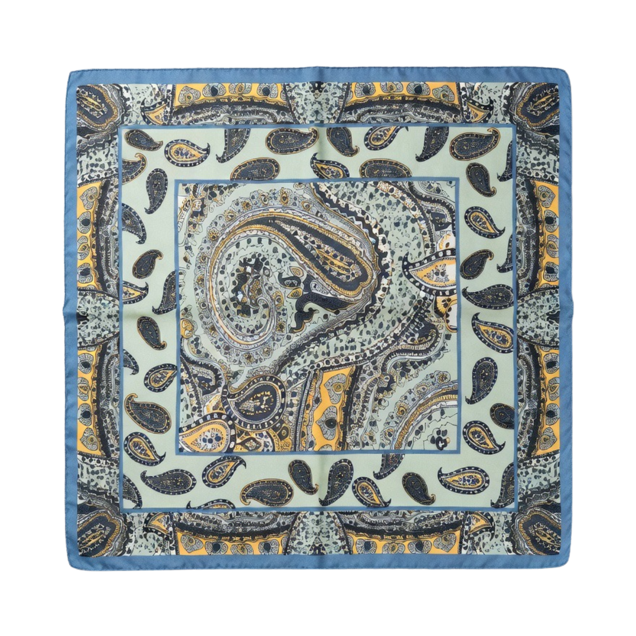 Ein quadratisches Tuch mit detailreichem Paisley-Muster in Mintgrün, Taubenblau und Ocker, flach ausgebreitet. Das Design kombiniert große Tropfenformen im Zentrum mit einer Bordüre aus Ornamenten und einem schmalen blauen Randabschluss.