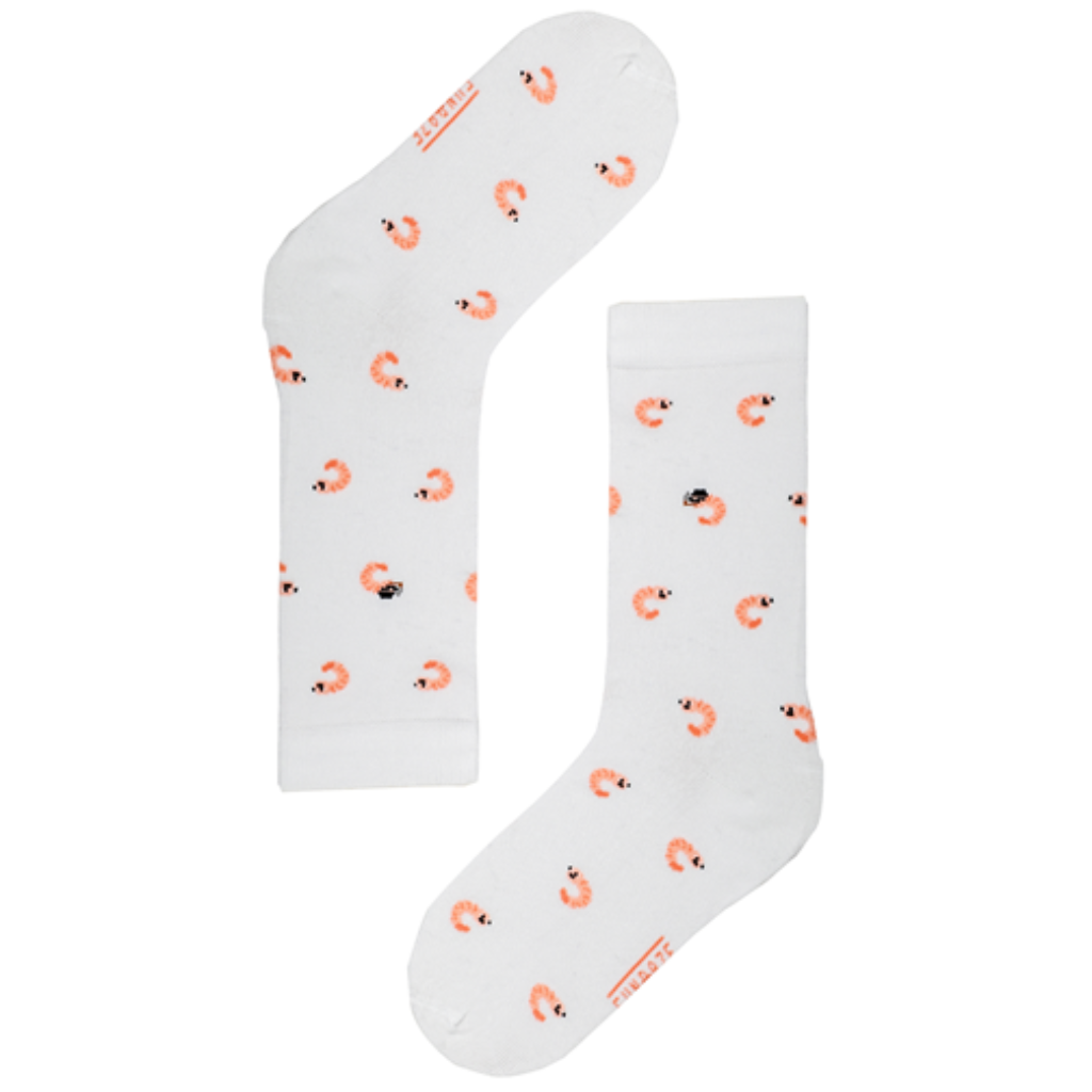 Ausgefallene Unisex-Motivsocken in Weiß mit kontrastierendem Shrimp-Muster in Orange. Ein kreatives Accessoire für Socken-Liebhaber und eine originelle Geschenkidee für Fans von maritimen Designs.Bambussocken